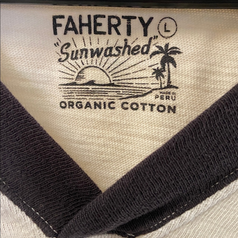 Sz L Faherty Women's White and Black Striped Organic Cotton V-Neck Tee - Picture 3 of 7